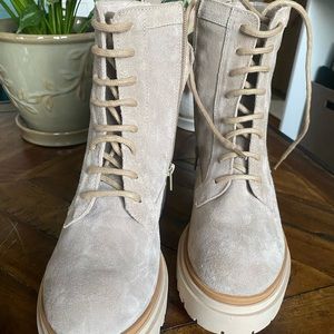 Bertuchi Beige Taupe Stone Suede Leather Combat Boots